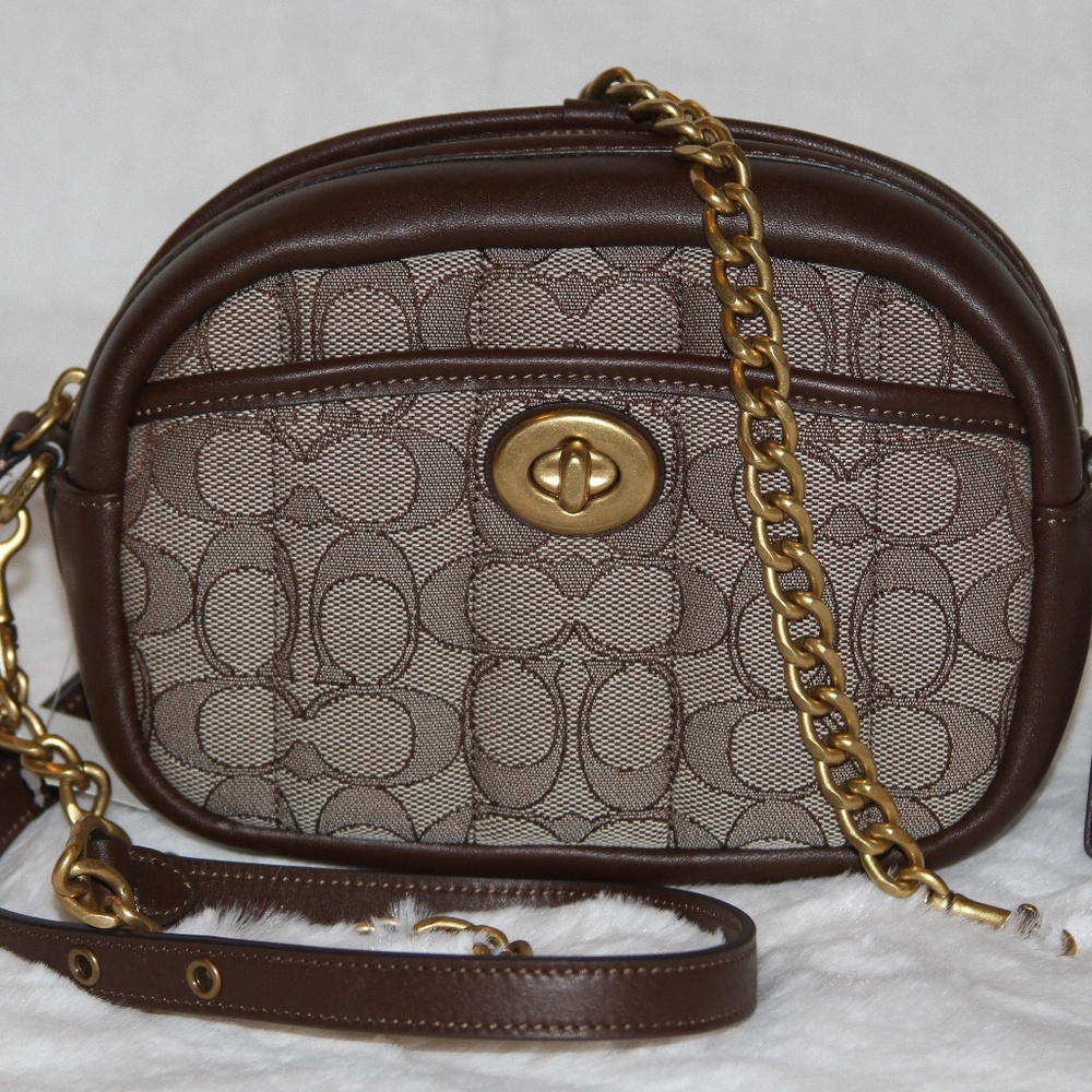 NWT COACH Camera Bag Crossbody Shoulder Purse